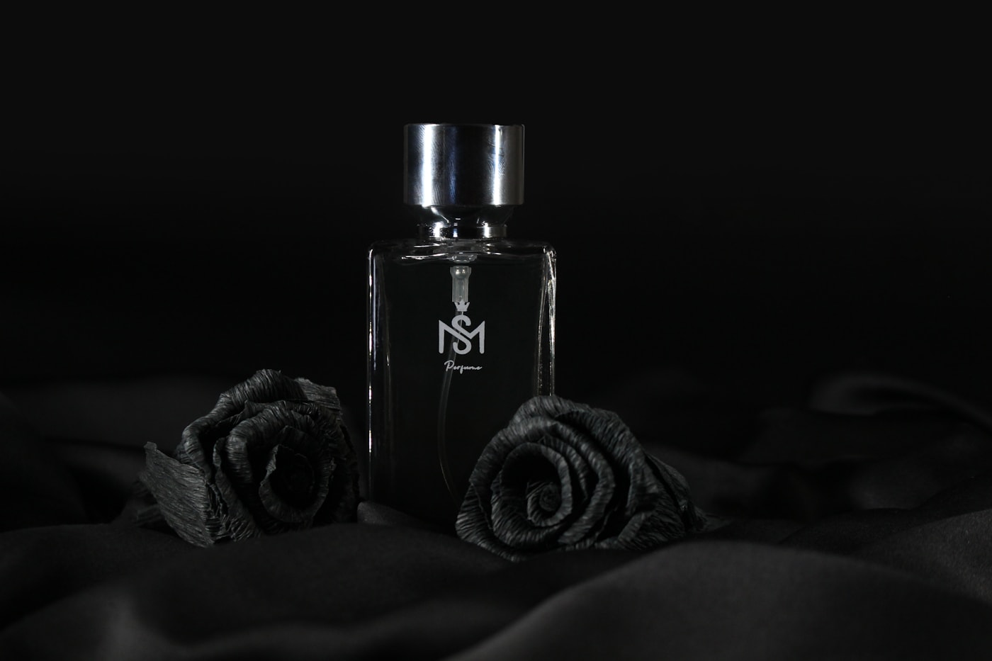 Dark Cedar, perfumes